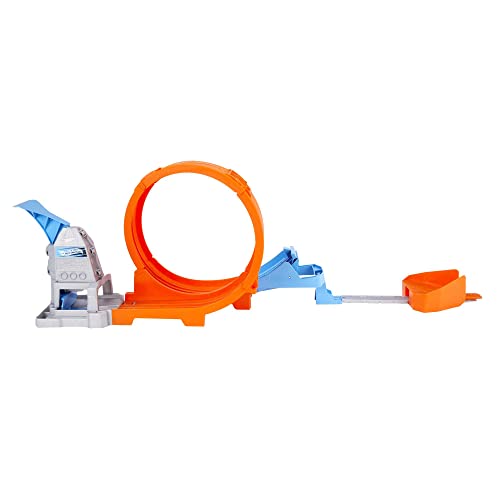 Hot Wheels Toy Car Track Set Loop Stunt Champion, Dual-Track Loop with Dual-Launcher, Includes 1:64 Scale Toy Car