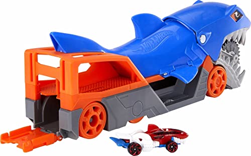 Hot Wheels Toy Car Shark Chomp Transporter and 1:64 Scale Car, Connects to Hot Wheels Track and Stores 5 Scale Vehicles