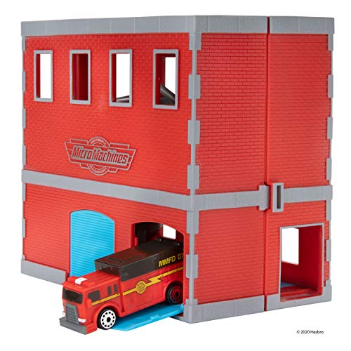 Micro Machines Core Playset, Fire and Rescue - Expandable and Connectable to Other MM Sets, Includes One Exclusive Vehicle - Collect Them All