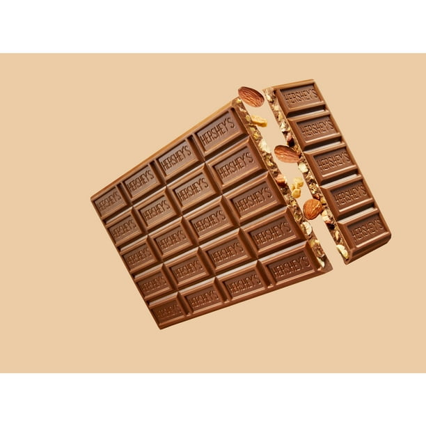 Hershey's Symphony Milk Chocolate, Almonds and Toffee Giant Candy, Bar 7.37 oz, 25 Pieces