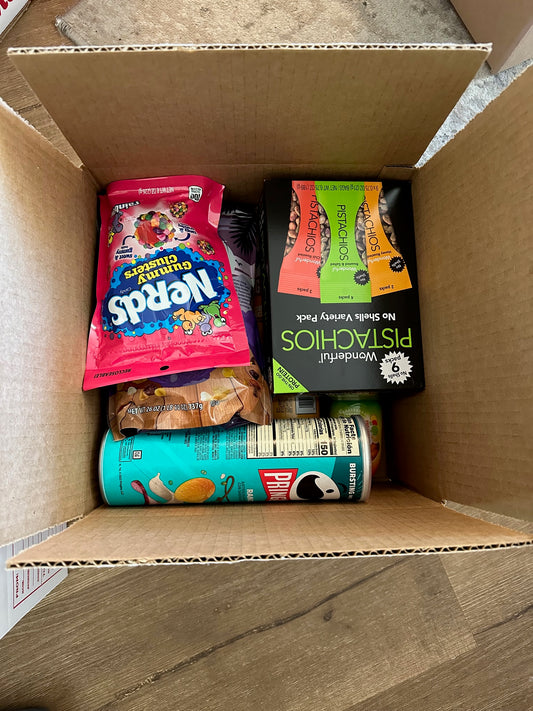 Pamilya Snack Box