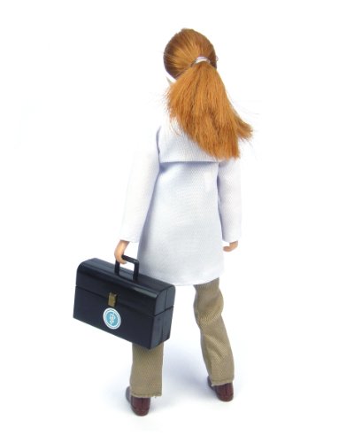 Breyer Traditonal Veterinarian with Vet Kit - 8' Toy Figure