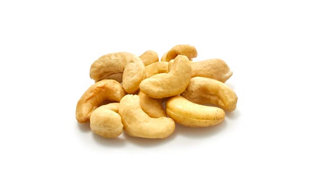 Yupik Nuts Organic Raw Cashews, 2.2 lb, Non-GMO, Vegan, Gluten-Free