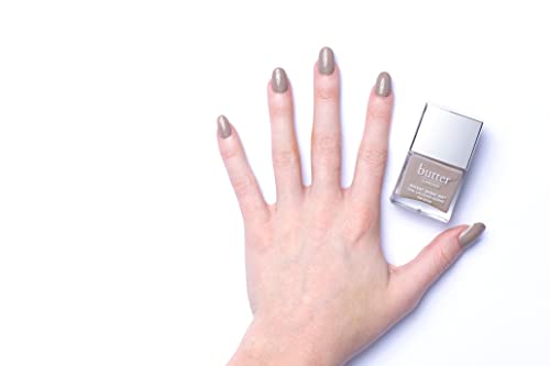 butter LONDON Patent Shine 10X Nail Lacquer, Gel-Like Finish, Chip-Resistant Formula, 10-Free Formula, Cruelty-Free, Polymer Technology, Yummy Mummy