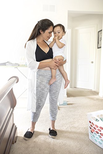 Medela womens Seamless nursing bras, Black, Small Pack of 1 US