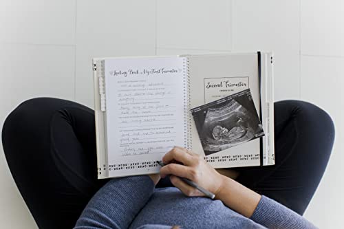 Pearhead My Pregnancy Journal, Pregnancy Keepsake Book, Milestone Recording Book, 74 Fill In Pages