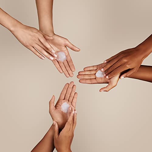 L'Occitane Almond Delicious Hand and Nail Cream, 1 Ounce (Pack of 1)