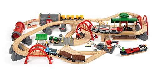 BRIO World 33052 Deluxe Railway Set | Wooden Toy Train Set for Kids Age 3 and Up, Green