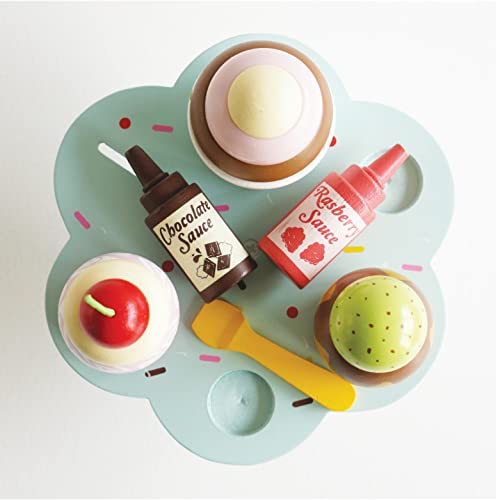 Le Toy Van - Educational Wooden Toy Honeybake Colourful Wooden Carlo's Gelato Pretend Ice Cream Toy | 12 Pieces - Great Role Play Gifts For A Boy Or Girl - 2+ Years