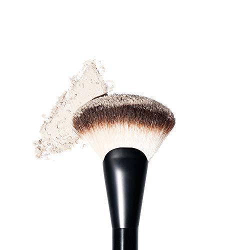 NYX PROFESSIONAL MAKEUP Pro Fan Brush