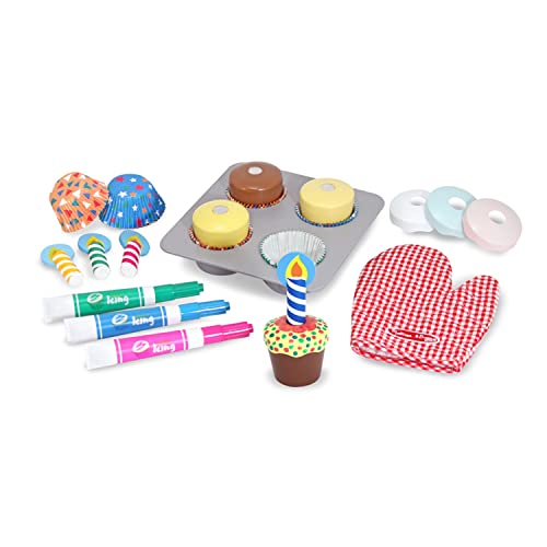 Melissa and Doug Bake and Decorate Wooden Cupcake Play Food Set