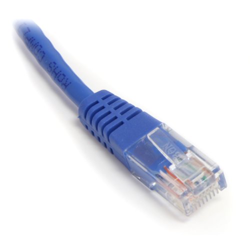 StarTech.com Cat5e Ethernet Cable - 30 ft - Blue - Patch Cable - Molded Cat5e Cable - Long Network Cable - Ethernet Cord - Cat 5e Cable - 30ft (M45PATCH30BL)