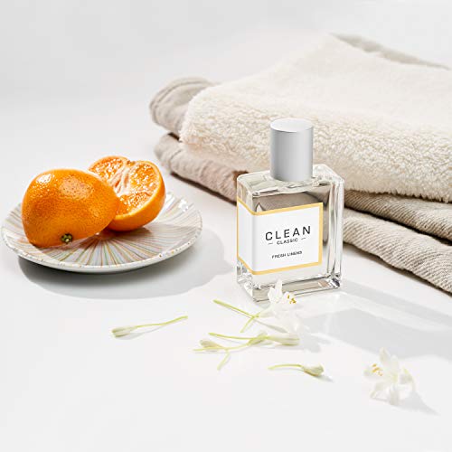 CLEAN CLASSIC Eau de Parfum Light, Casual Perfume Layerable, Spray Fragrance Vegan, Phthalate-Free, and Paraben-Free , 60mL