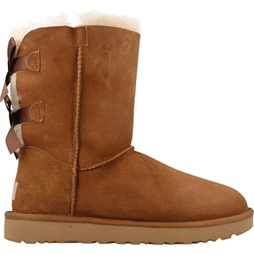 UGG Women's Bailey Bow II Boot, Chestnut, 7