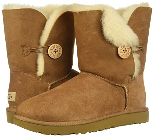 UGG Women's Bailey Button II Boot, Chestnut, 6