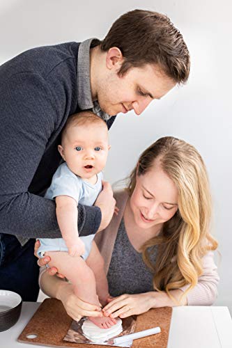 Pearhead Baby Hand Casting Kit and Foot Casting Kit, Newborn Casting Kit and Baby Frame, Baby Girl or Baby Boy Keepsake