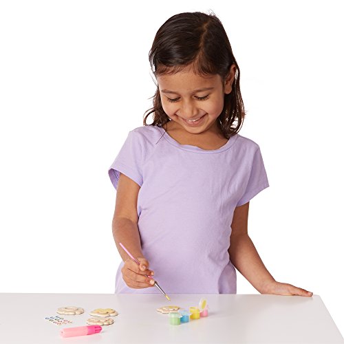 Melissa and Doug Created by Me! Flower Wooden Magnets Craft Kit (4 Designs, 4 Paints, Stickers, Glitter Glue)