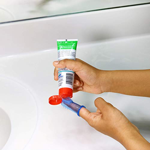 Brilliant Baby Finger Toothbrush - Silicone Gum Massager - Age 3 Months Old and Up, Dental Hygiene Essentials for Newborns through Toddler, Green, 1 Count (00553_GRN)