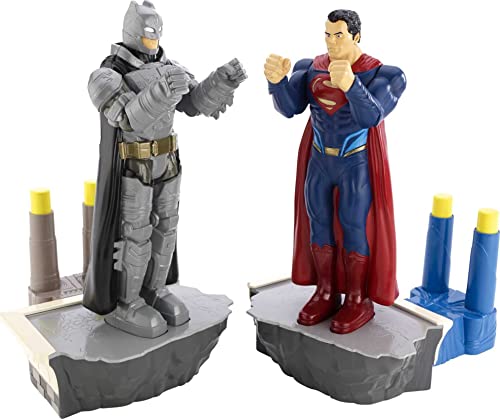 Mattel Games Batman Vs. Superman Rock 'Em Sock 'Em Robots 2-Player Kids Game, Fighting Robots Action Game [Amazon Exclusive]