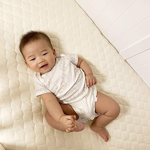 American Baby Company Waterproof Quilted Crib and Toddler Size Fitted Mattress Cover made with Organic Cotton Top Layer, Natural Color