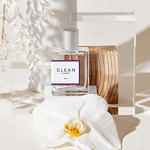 CLEAN CLASSIC Eau de Parfum Light, Casual Perfume Layerable, Spray Fragrance Vegan, Phthalate-Free, and Paraben-Free,1 fl oz/ 30 ml