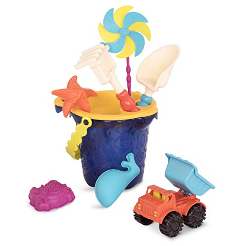 B. toys – Sands Ahoy – Beach Playset - Medium Bucket Set (Navy) with 9 Unique Sand and Water Toys –Phthalates and BPA Free – 18 m+