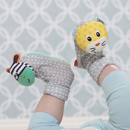 Infantino Foot Rattles, Zebra and Cheetah, Soft Baby Sock Rattles - Encourages Hand-Eye Coordination, Discovery Toy - Machine Washable