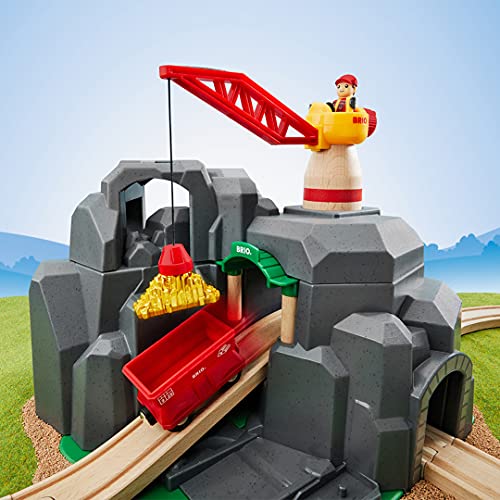 Brio World - 33889 Crane and Mountain Tunnel | 7 Piece Toy Train Accessory for Kids Ages 3 and Up,Multi