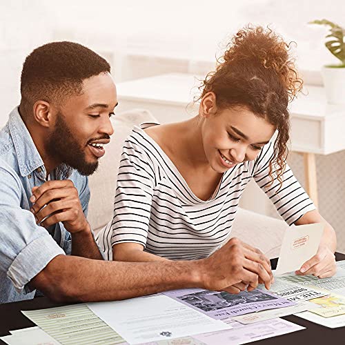 Think Fun Cold Case: A Pinch of Murder – A Murder Mystery Game in a Box for Ages 14 and Up