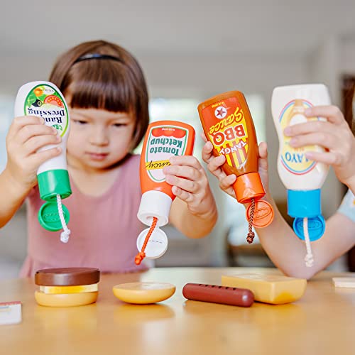 Melissa and Doug 5-Piece Favorite Condiments Play Food Set - Play Ketchup and Mustard Bottles, Pretend Play Food Set For Kids Ages 3+