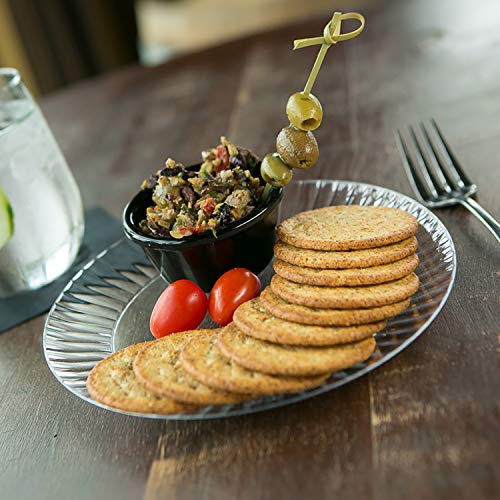 Party Essentials Deluxe Quality Hard Plastic 70 Count Round Party/Dessert Plates, 6-Inch, Clear