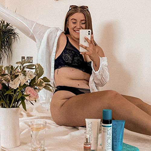 St. Tropez Self Tan Classic Bronzing Mousse, Vegan Self Tanner for a Sunkissed Glow, Lightweight, 100% Natural Self Tanning Active, 4 Fl Oz