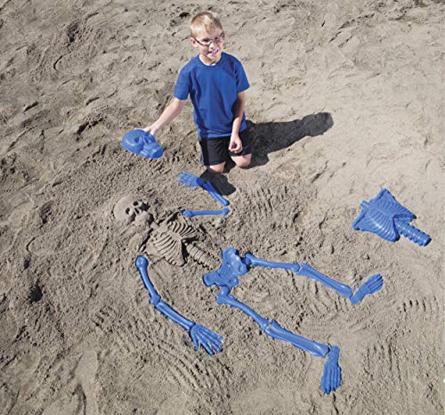 Toysmith, Bag O'Beach Bones Playset, 14 Life-Size Bone Sand Molds, For Boys and Girls Ages 3+