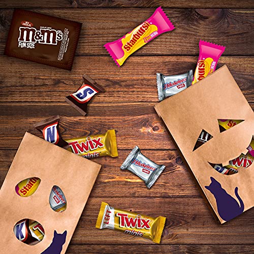MandM'S Milk Chocolate, SNICKERS Chocolate Candy Bars, TWIX Caramel Cookie Bars, STARBURST Chewy Candy and 3 MUSKETEERS Chocolate Candy Bars Bulk Assorted Halloween Candy - 5lbs/275 Pieces