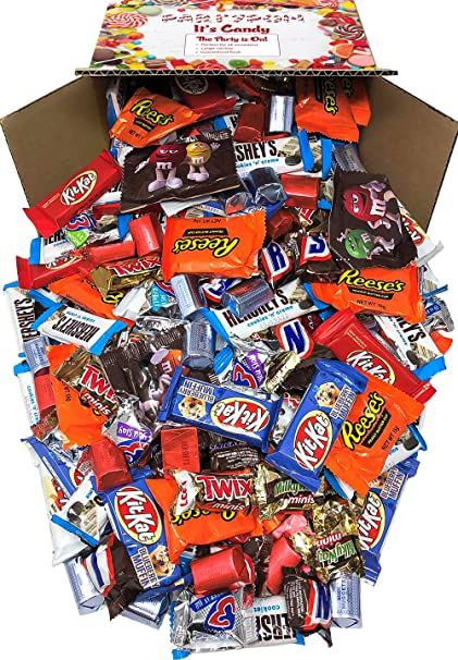 BULK CHOCOLATE CANDY BAR MIX - 5 LB of Individually Wrapped Milk Chocolate Bars, Includes M and M's, Snickers, Twix, 3Musketeers, Milky Way, Kit Kat, Peanut Butter Cups, Hershey's Cookies and Cream Bar and Nuggets